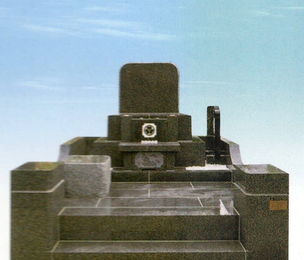 洋型墓石　材質：韓国産 K-50